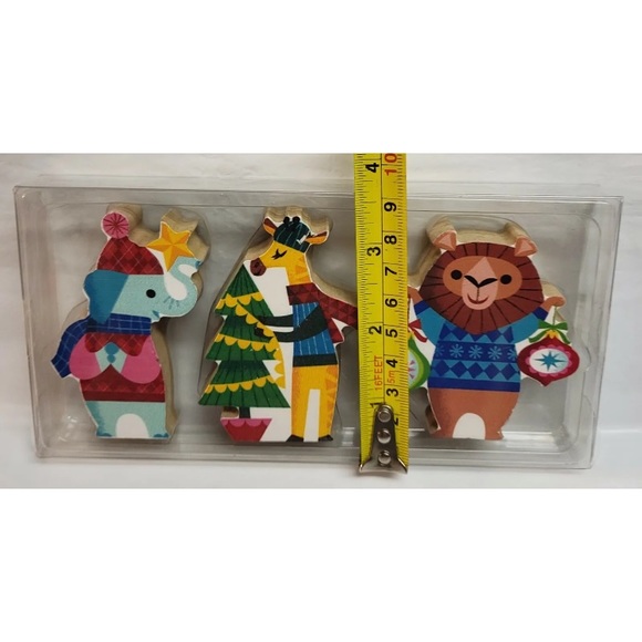 6pc Wondershop Decorative Wood Mantel Character Figures Santa Train Christmas 3" - Picture 4 of 5
